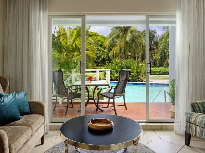 Swim Up Lover’s Lagoon Honeymoon Club Level