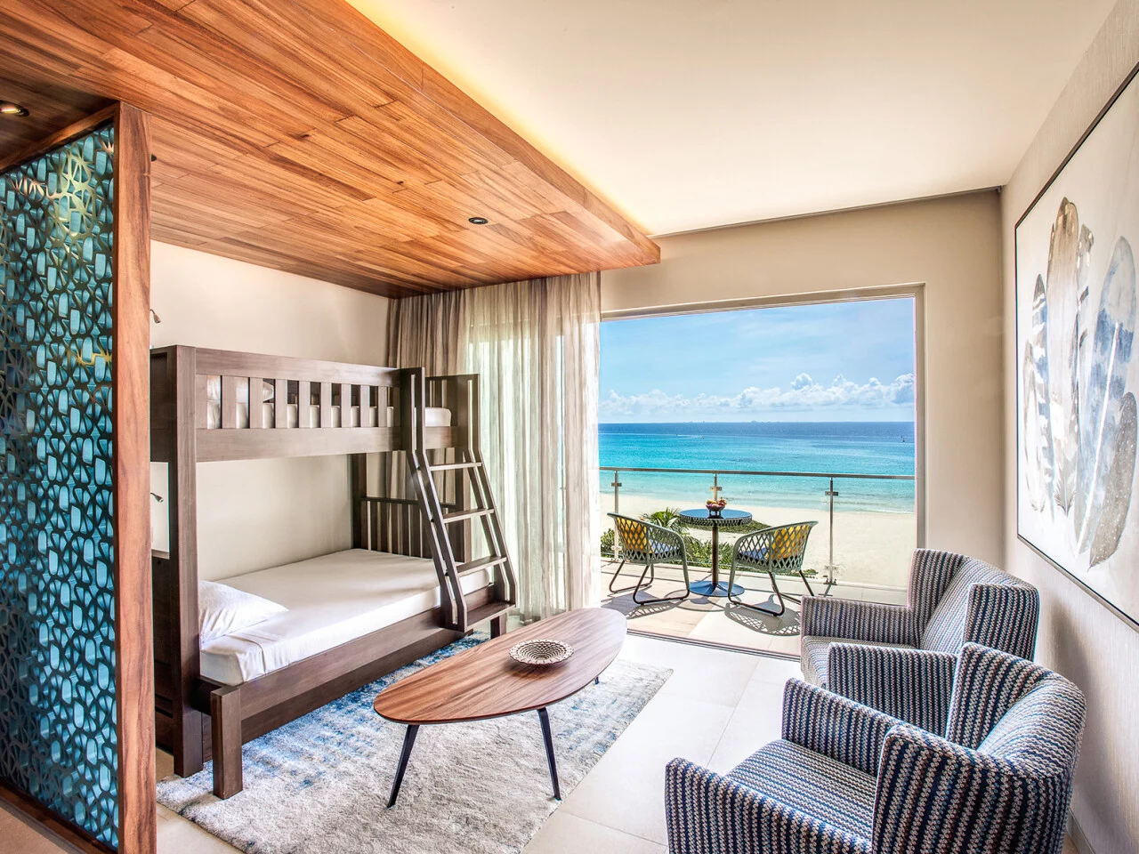 Family King Suite Ocean View