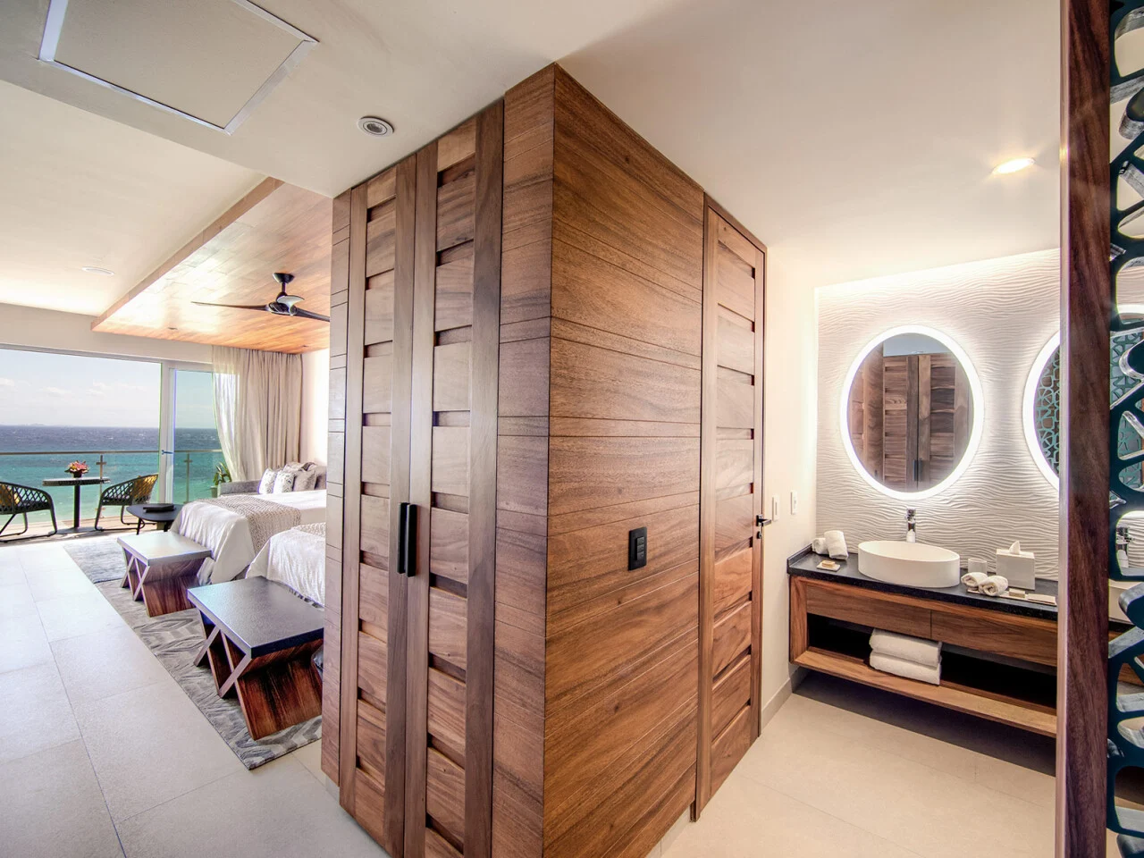 Queen Suite Ocean View