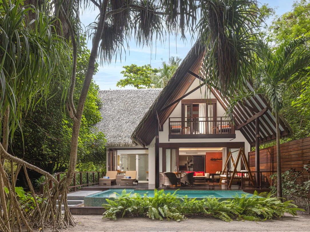 Meedhupparu Residence with Pool