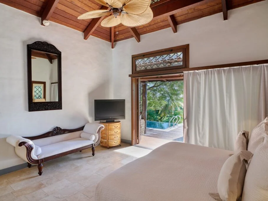 One Bedroom Suite with Pool