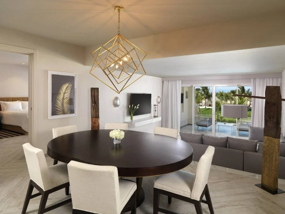 Rock Suite (Two Bedroom) Three King Beds and Two Sofa Beds with Personal Assistant