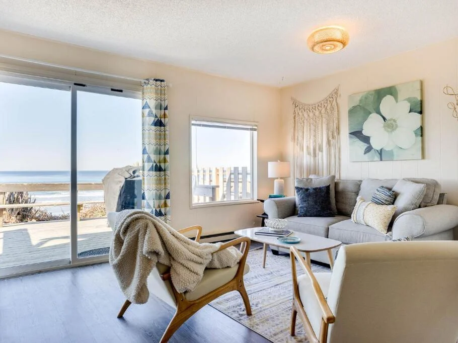 Ocean Front Duplex 1 Bedroom Suite
