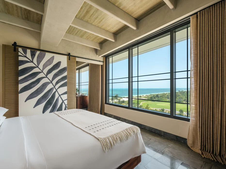 INSPIRA Master Suite Ocean Front