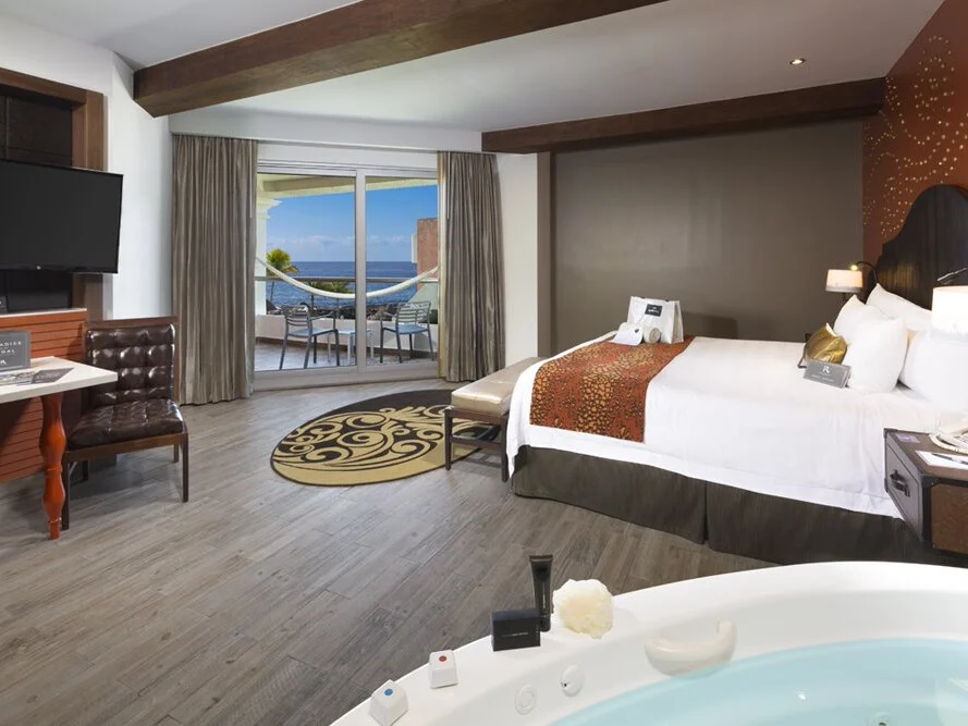 Rock Royalty Partial Ocean View King