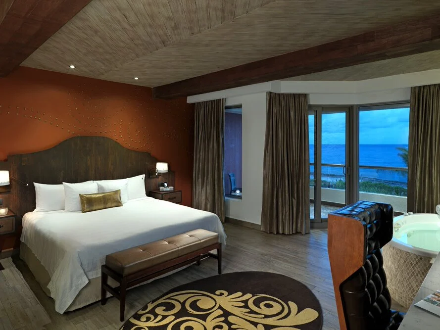 Rock Suite Ocean Front Rooftop Lounge (Two Bedroom) with personal Assistant