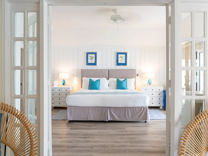 Hillside Luxury Suites