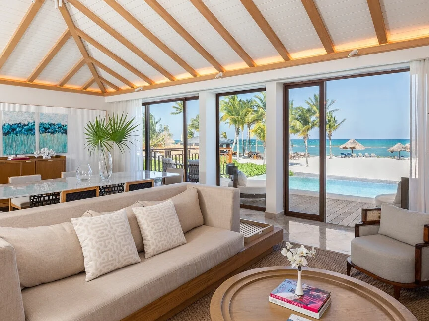 Beach Front Premium Suite King