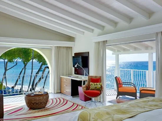 Ocean Front Room Guest Room, 2 Queen