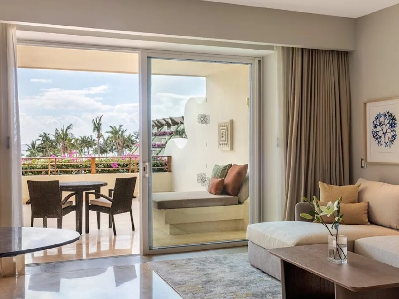 Ambassador Suite Ocean View
