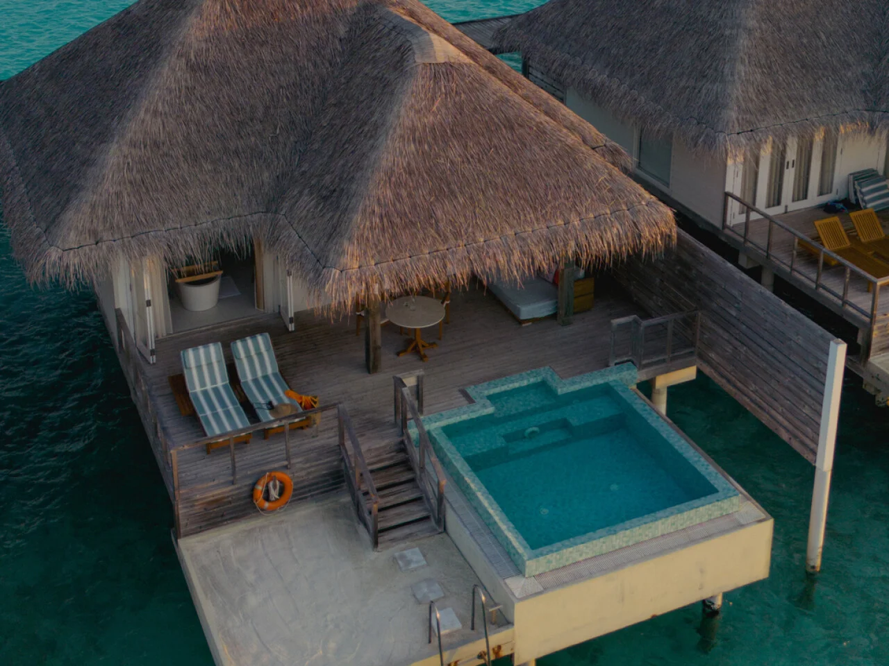 Dolphin Ocean Villa with Pool