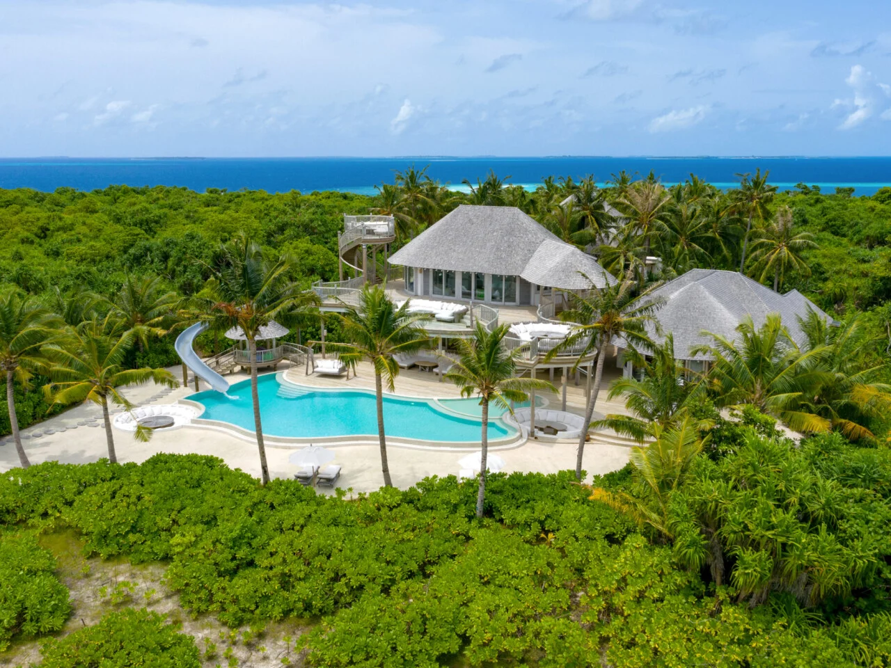 Three Bedroom Deluxe Beach Pool Villa with Slide (Villa 34)
