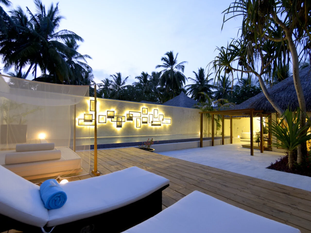 Honeymoon Pool Villa
